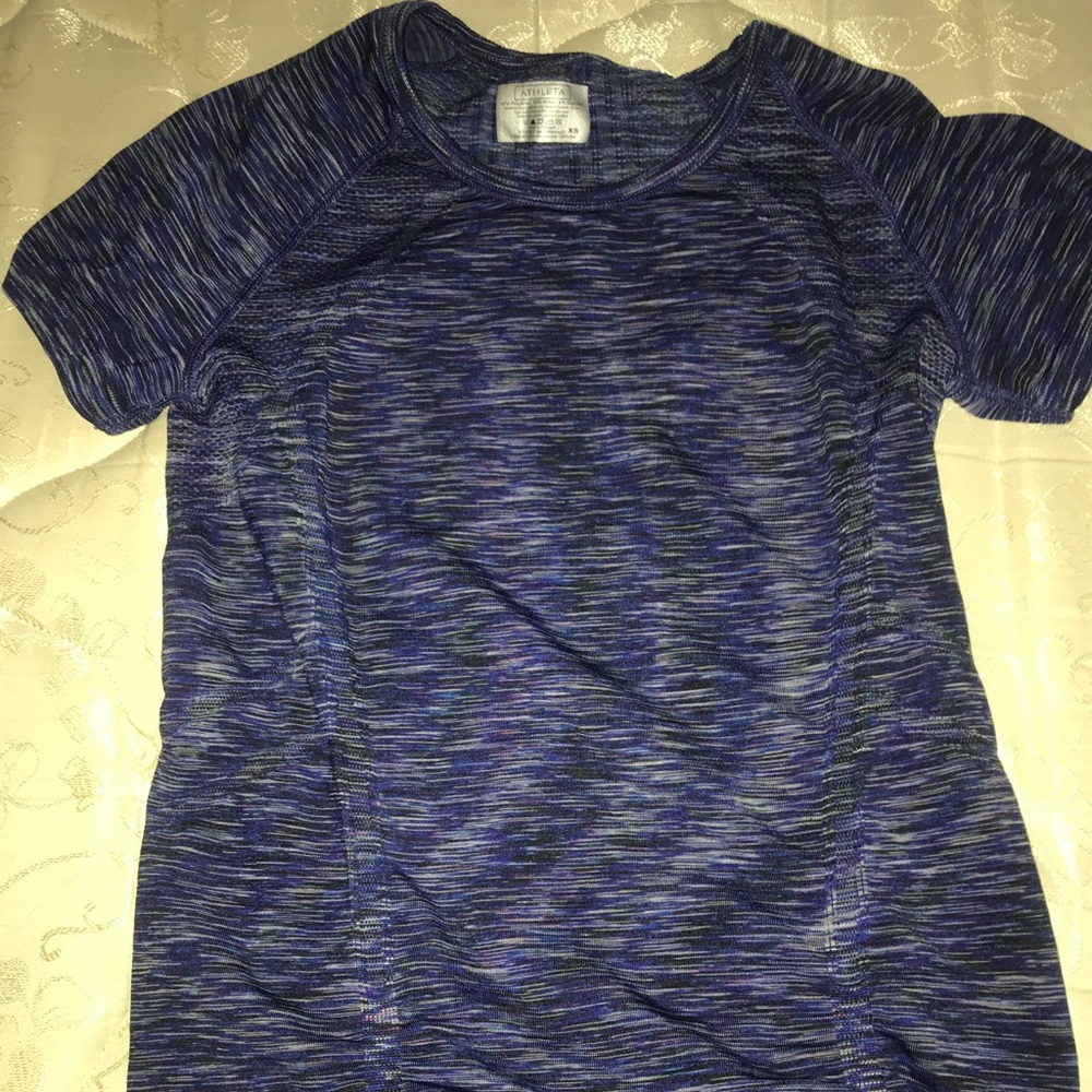 Athleta top